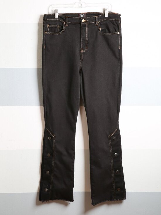 Urban Outfitters Denim - BDG Urban Outfitters Celina High-Rise Snap-Button Flare Jeans